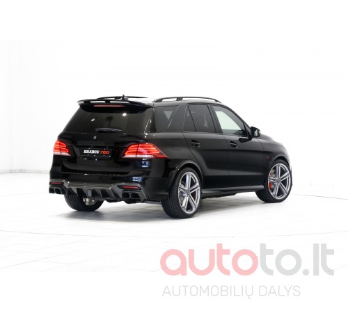 W166 X166 GLE GLS BRABUS 63 style galinis difuzorius su juodais antgaliais 